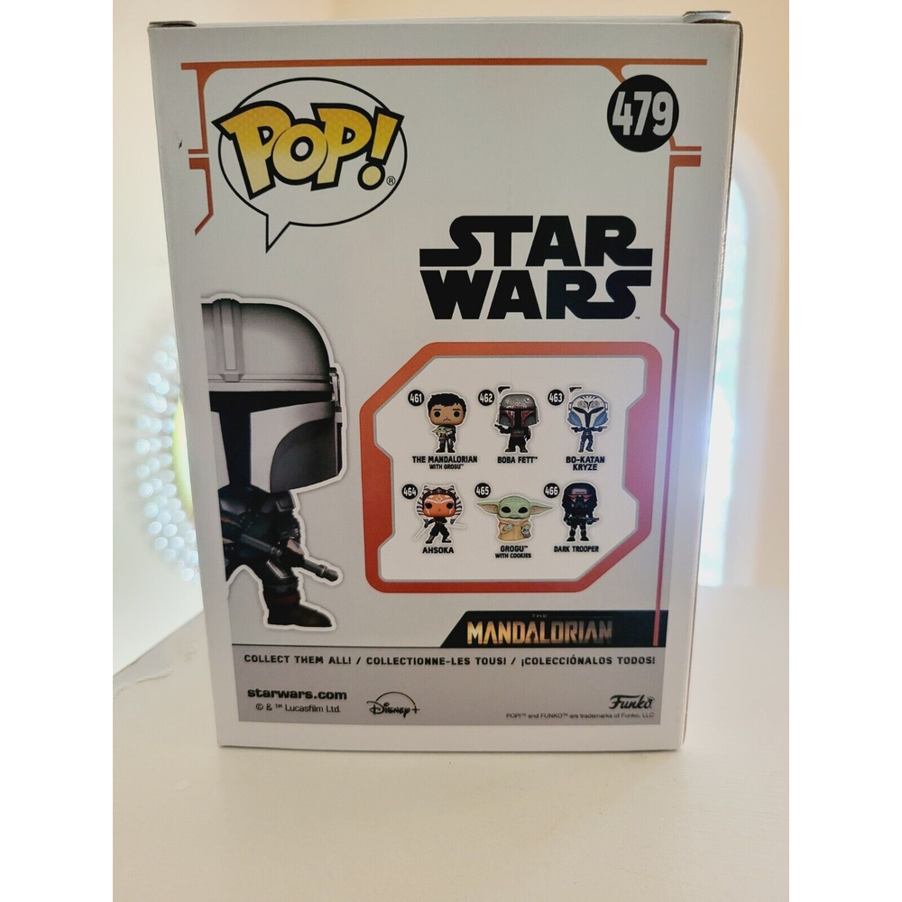 FUNKO POP! STAR WARS 479: THE MANDALORIAN W/ BESKAR STAFF - FUNKO EXCLUSIVE - Picture 5 of 10